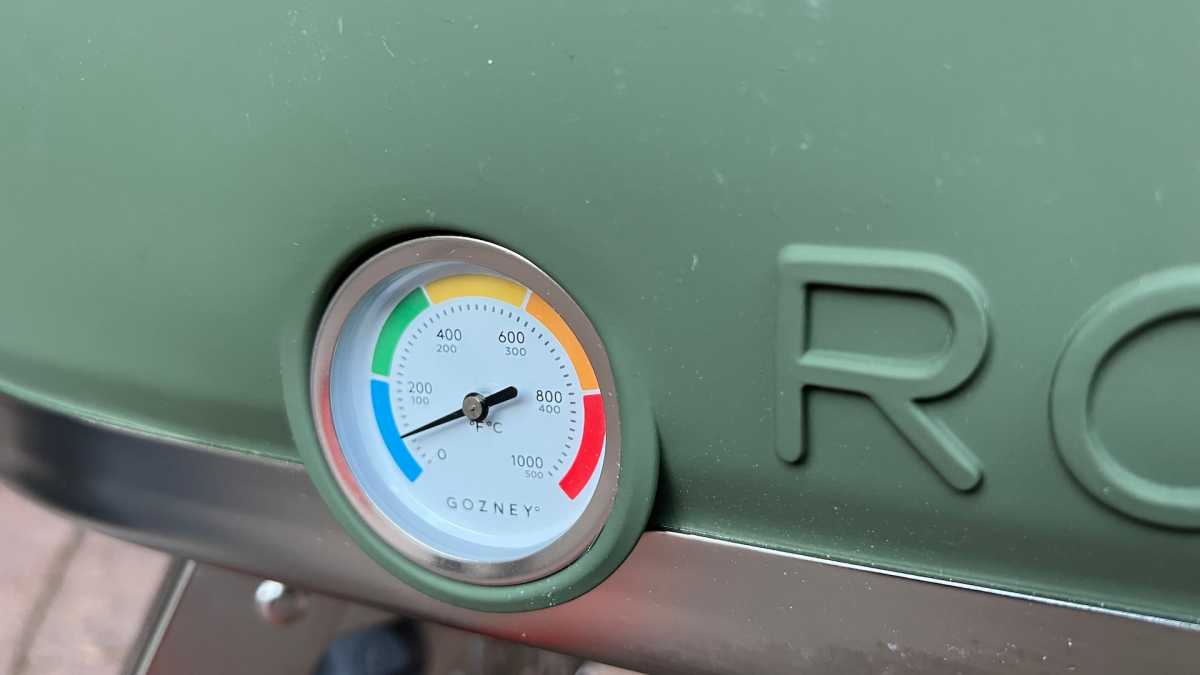 Gozney Roccbox temperature gauge