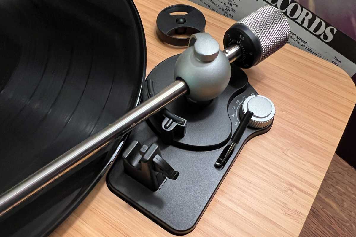 Stir It Up Wireless Turntable with Bluetooth