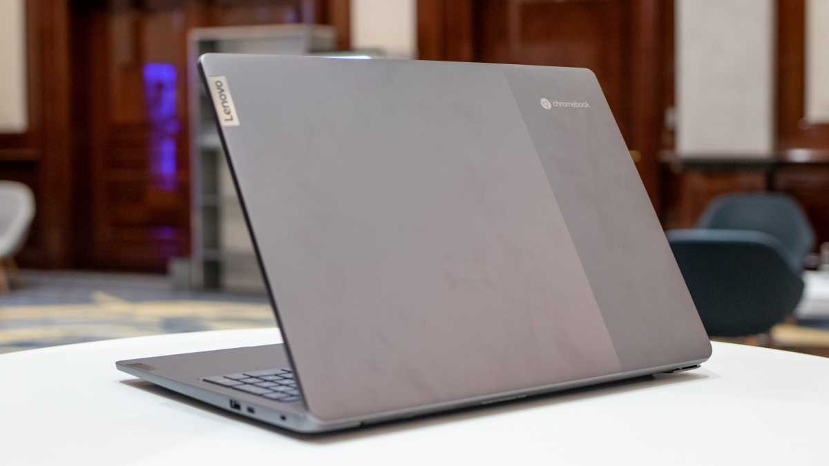 Lenovo Chromebook IFA 2022 rear
