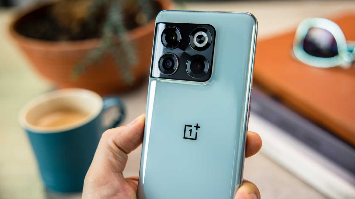OnePlus 10T camera module