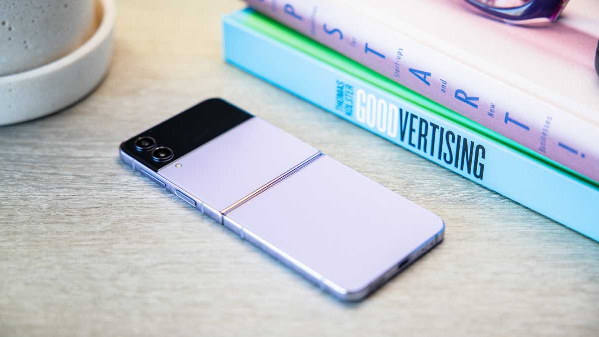 Galaxy Z Flip 4 phone