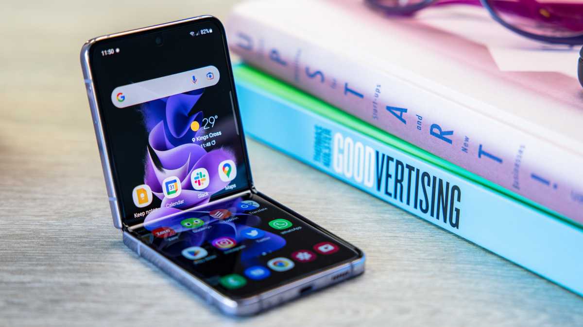 Galaxy Z Flip 4 phone