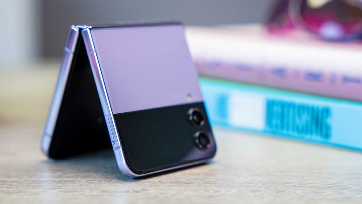 Samsung Galaxy Z Flip Review - PureWow