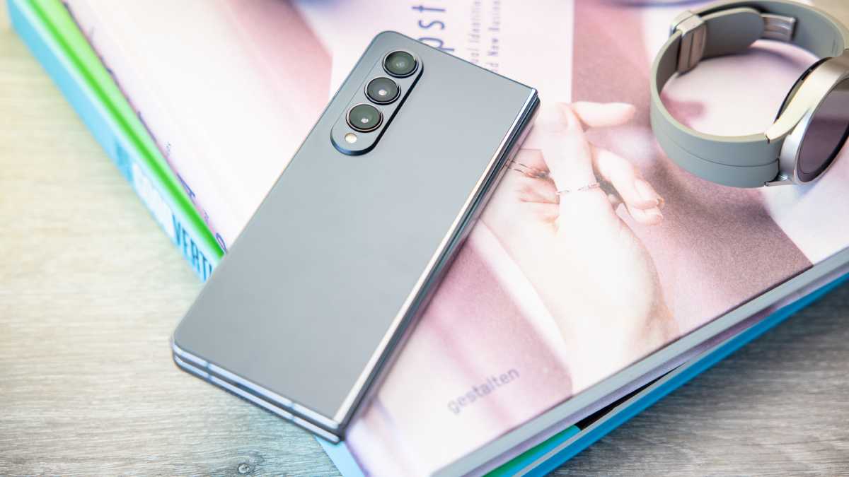 Samsung Galaxy Z Fold 4