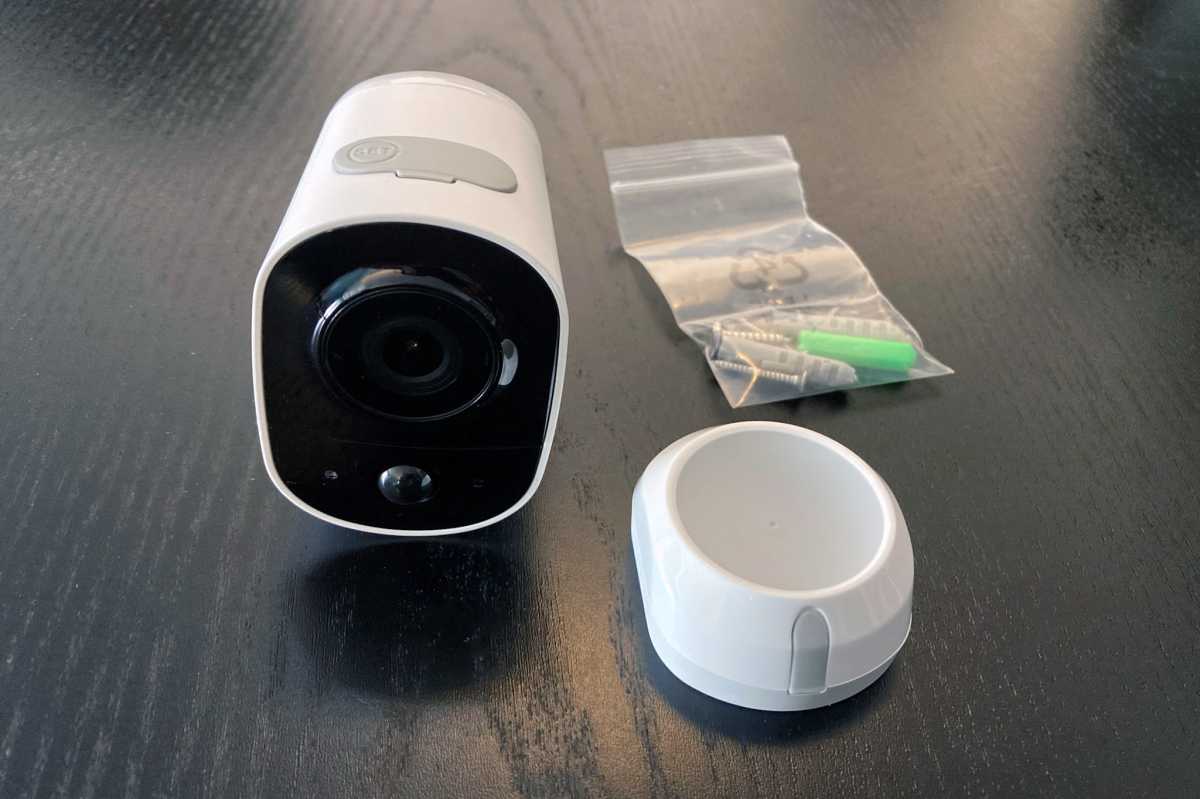 Toucan Wireless security cam review: Battery power on a budget