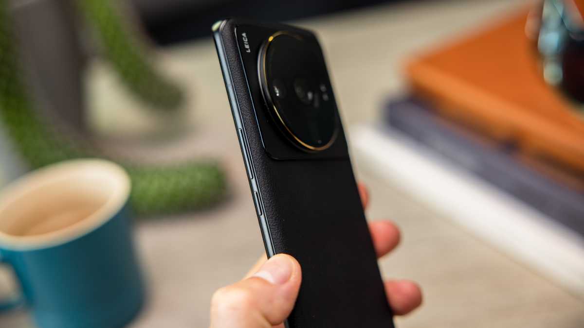 Xiaomi 12S Ultra Review Overhyped Or Really The Best?