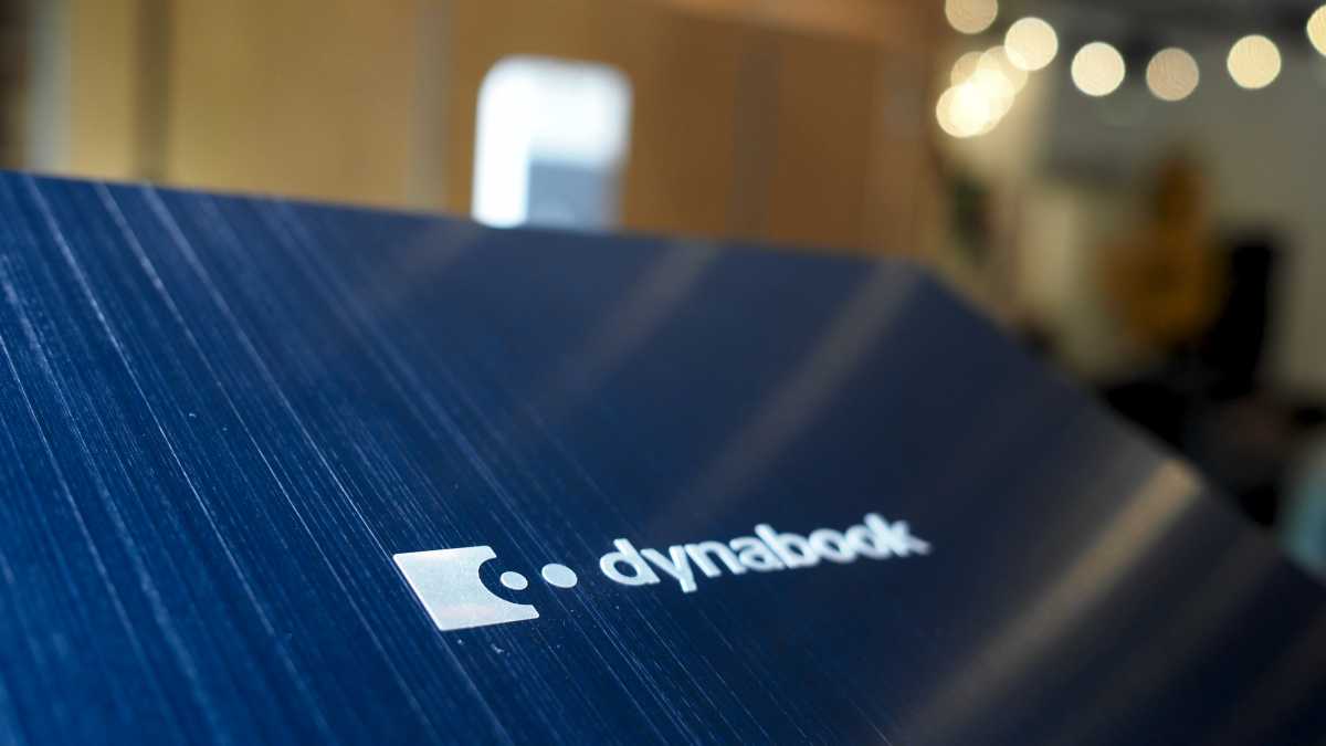 Dynabook blue cover