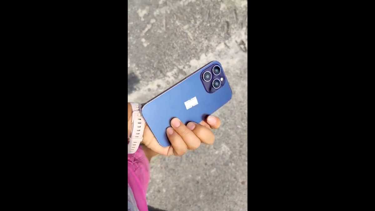 Alleged iPhone 14 Pro colors shown in new dummy pictures and video -   News