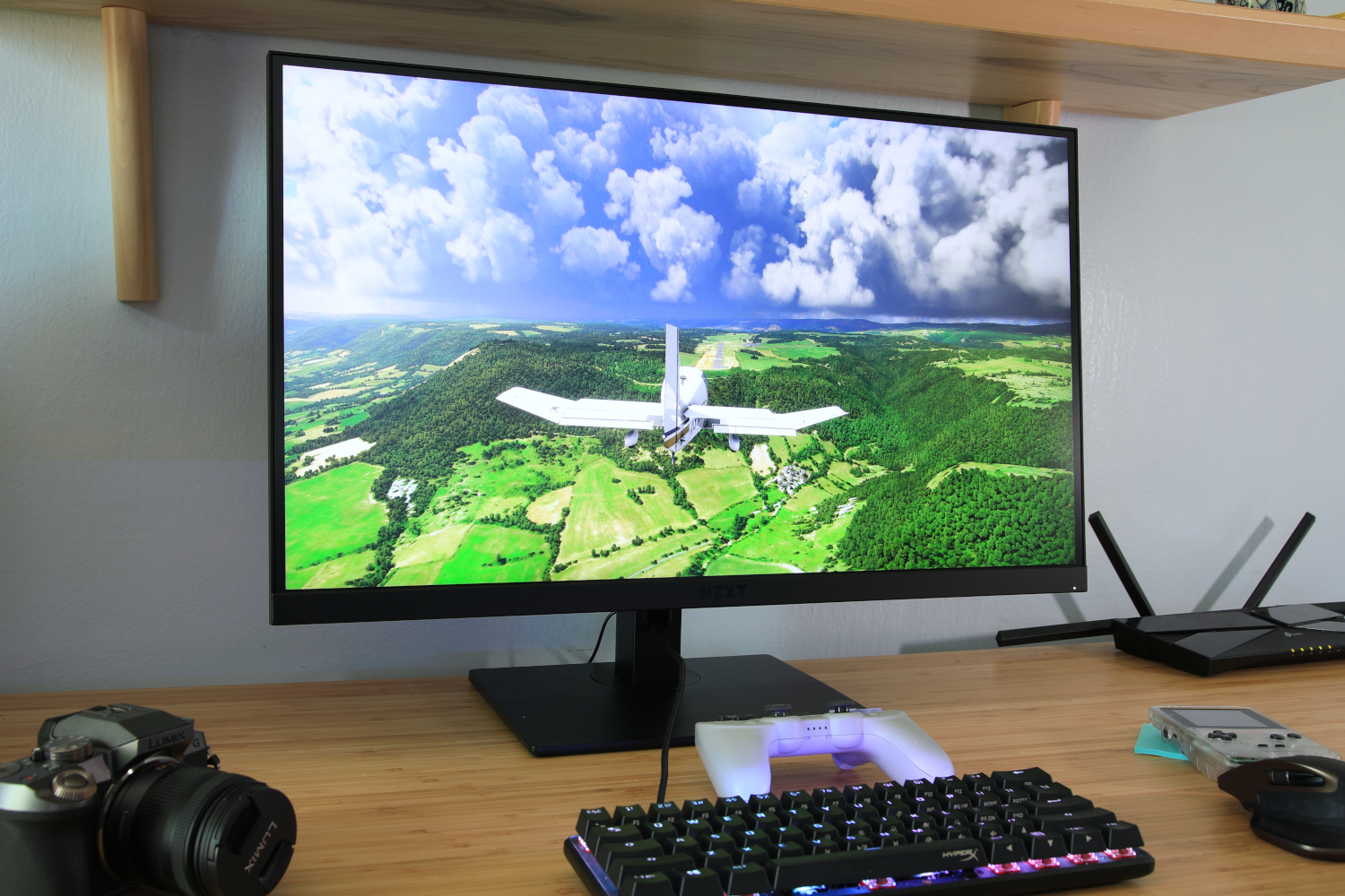 NZXT Canvas 27Q - the best home office monitor with a resolution of 1440p