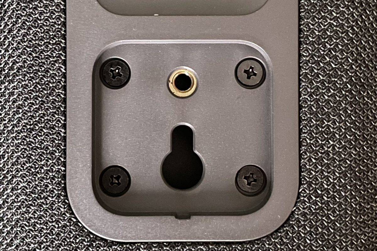 Sony SA-RS5 rear panel flush mounting holes