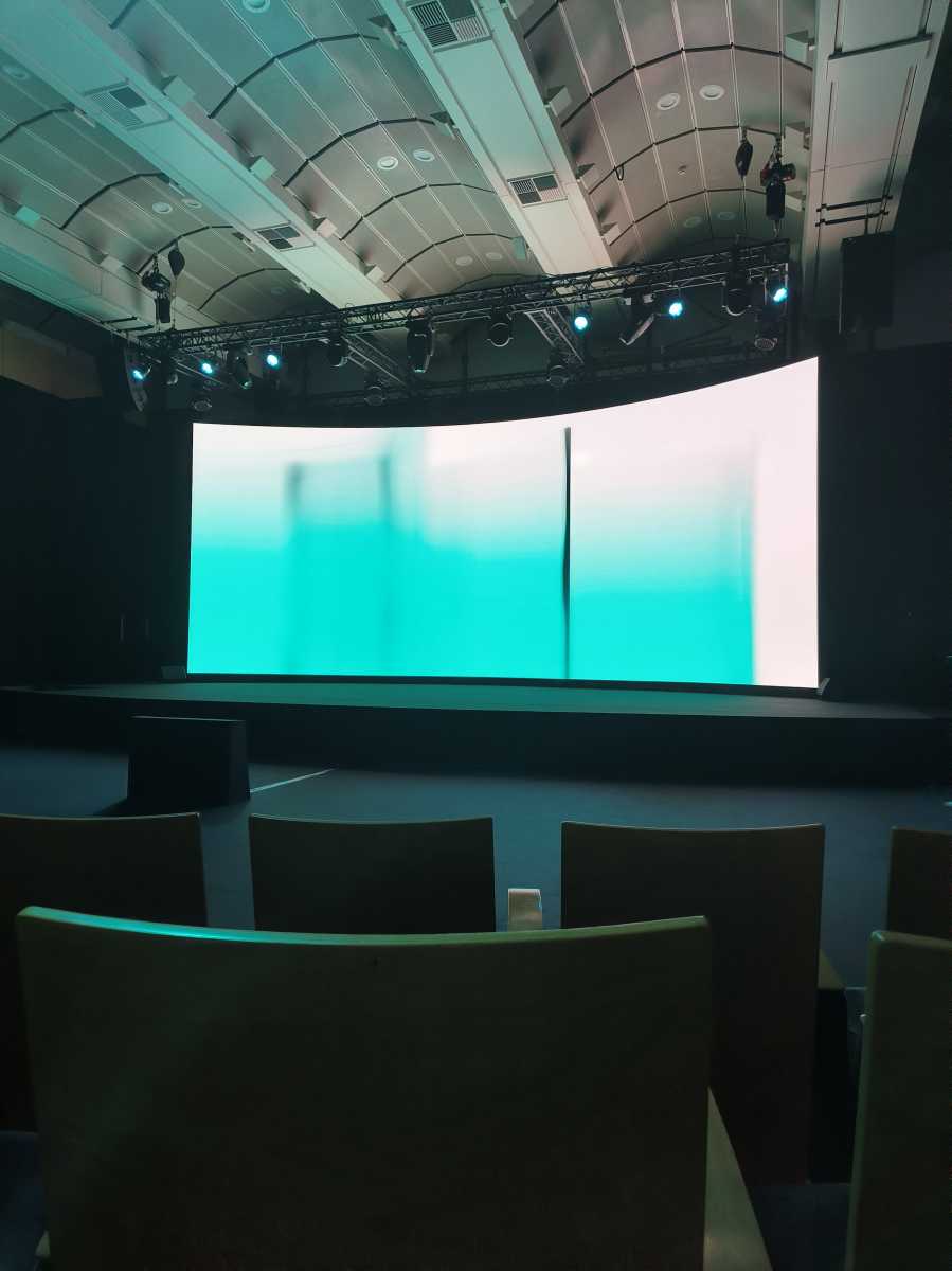Picture of an auditorium taken on the Oppo Reno 8 Pro