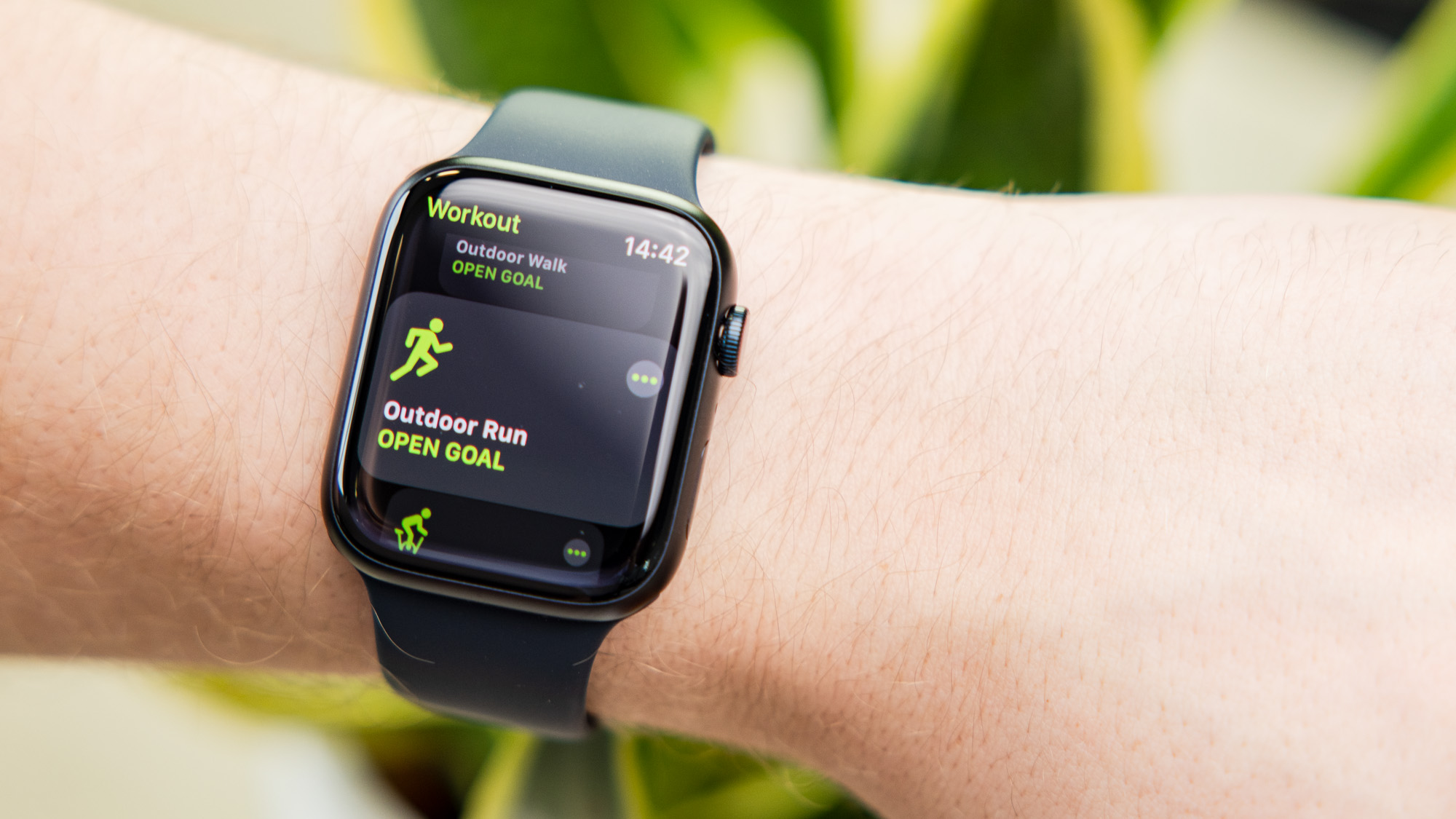 Apple Watch Series 8 – switch from Fitbit Sense 