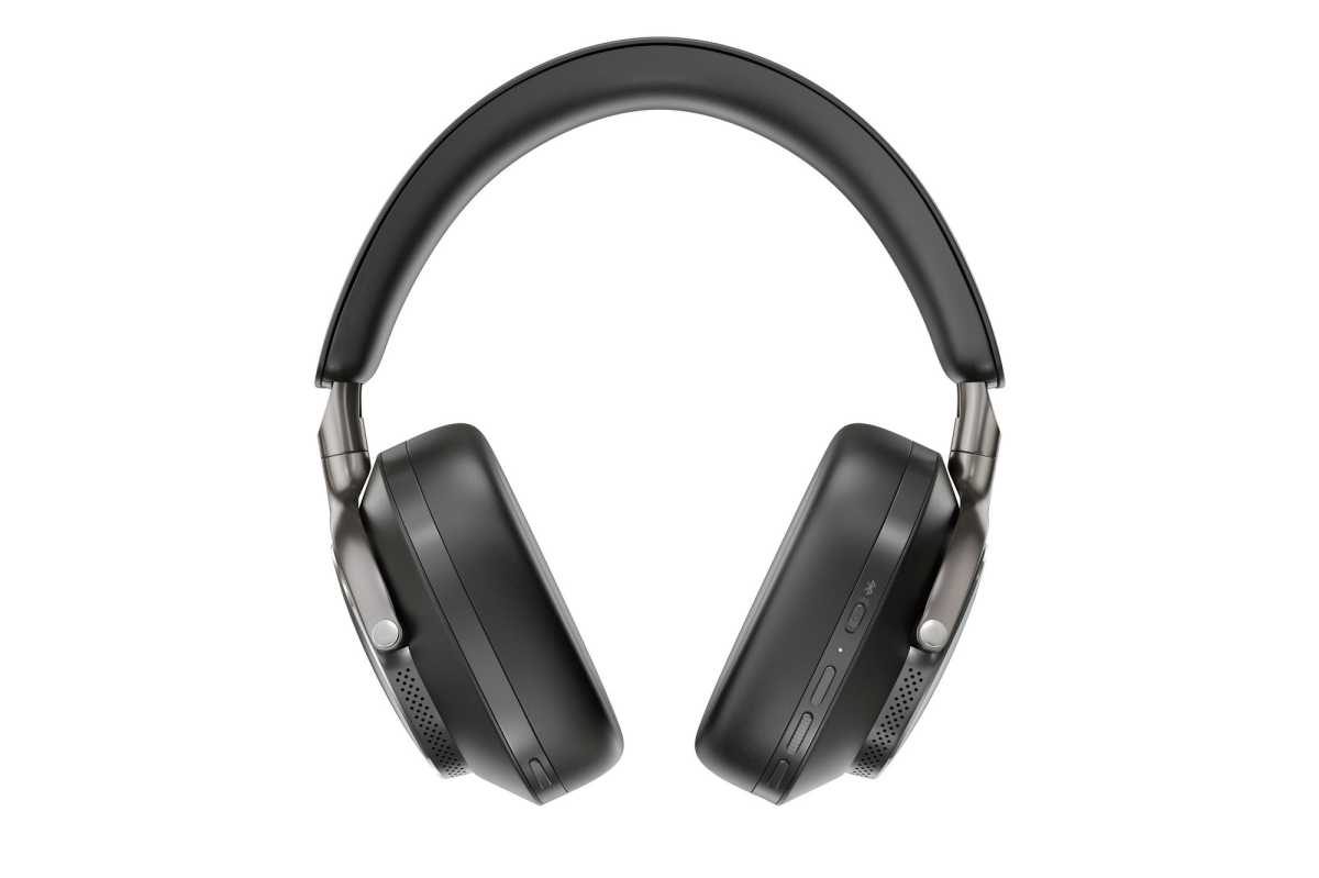 B&W Px8 in black showing controls