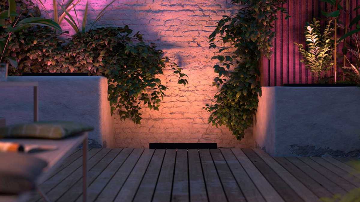 Philips Hue Amarant oudoor light