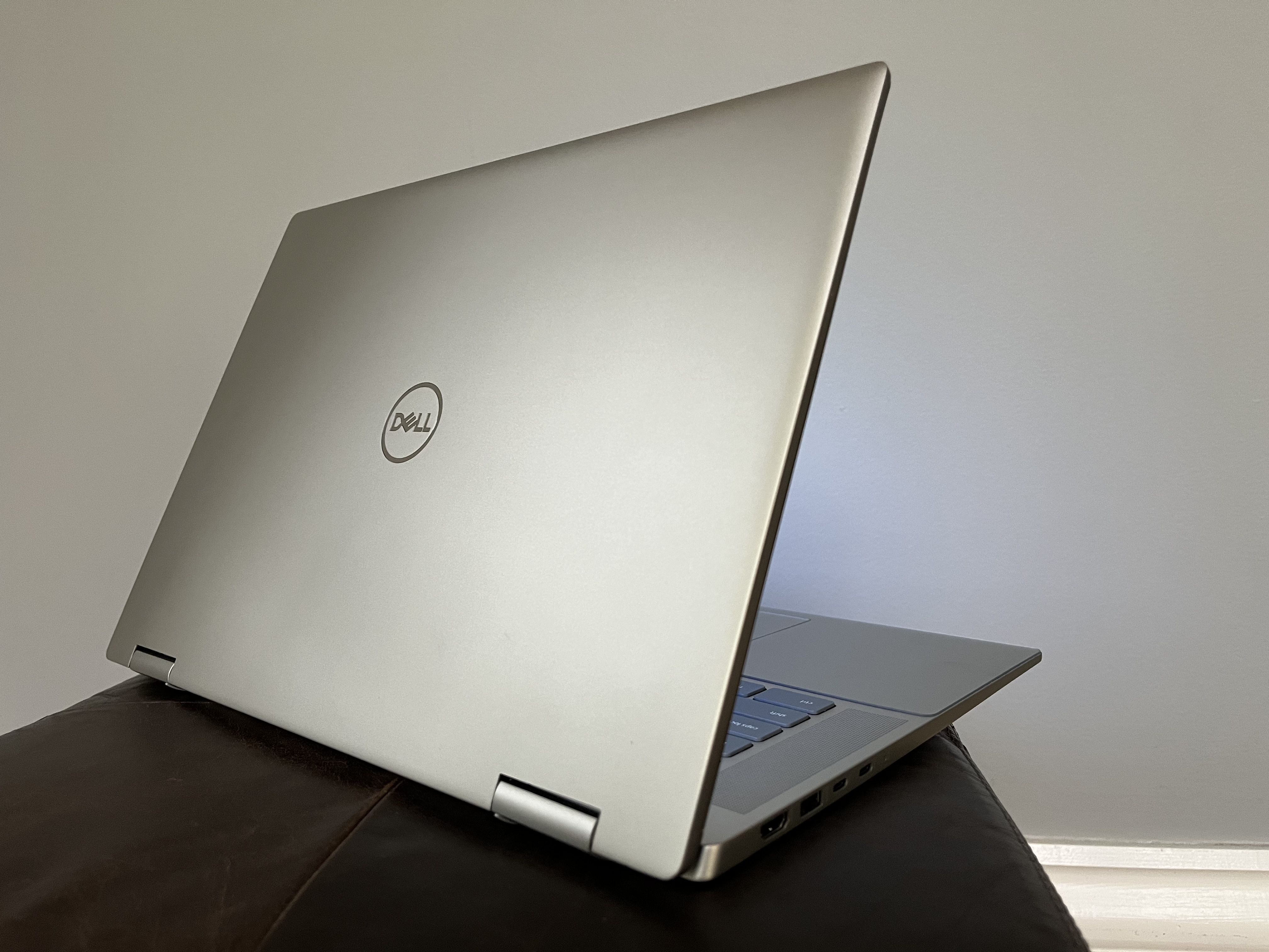 Dell Inspiron lid