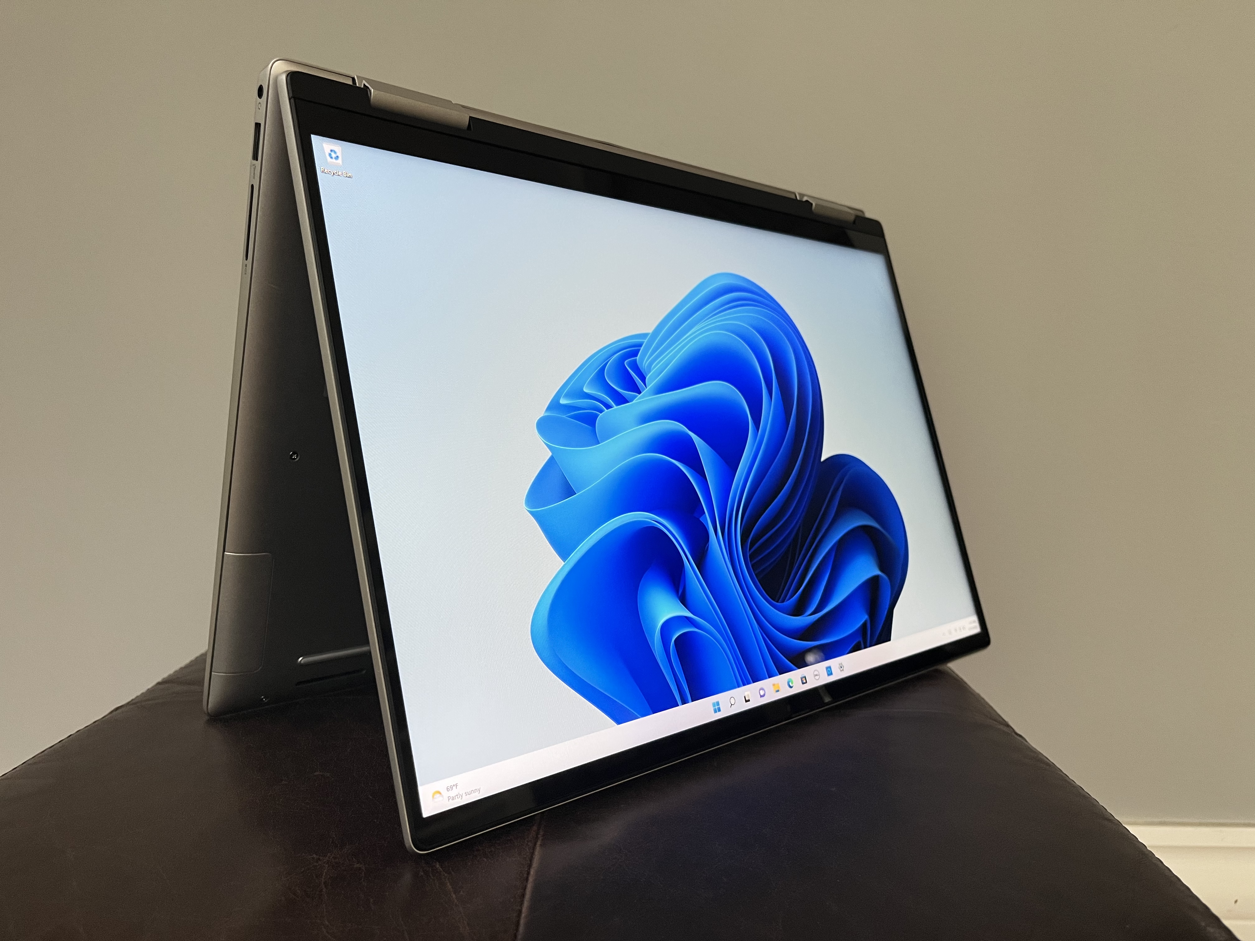 Dell Inspiron tablet