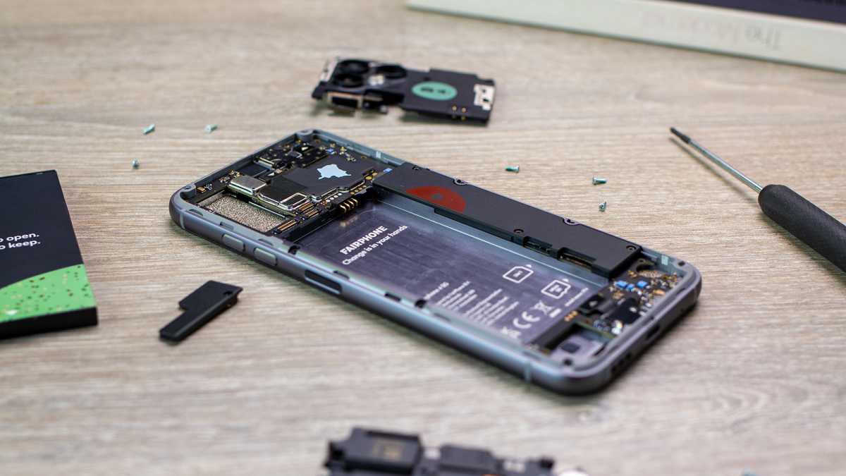Fairphone 4 with modules removed