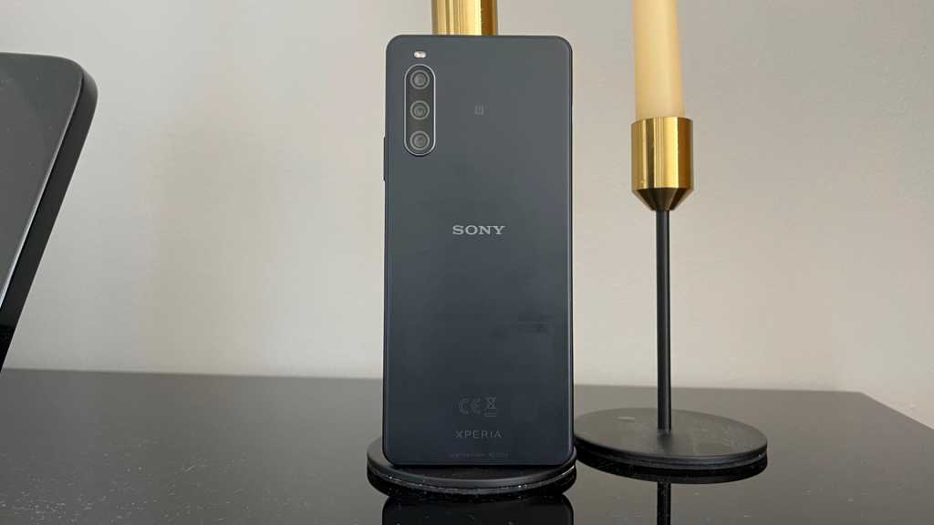 Image: Sony Xperia 10 IV im Test: Ãberragender Akku und scharfes OLED-Display