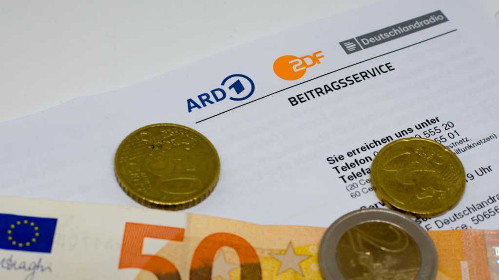 Image: ARD und ZDF zahlen Spitzenpersonal Millionen ohne Gegenleistung