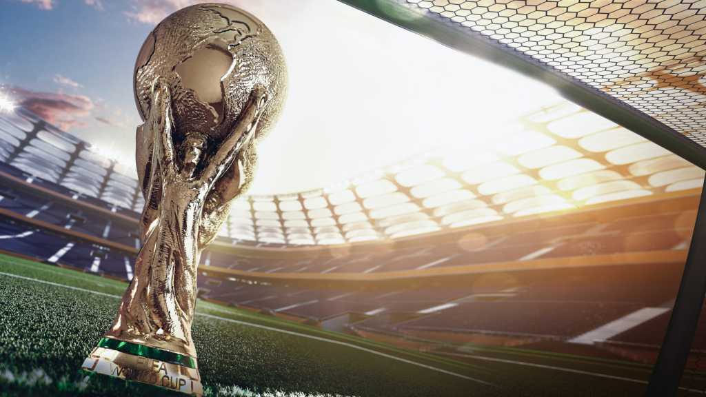Image: Die besten Gadgets zur FuÃball-WM 2022: Mehr als nur Pfeifen & TrÃ¶ten