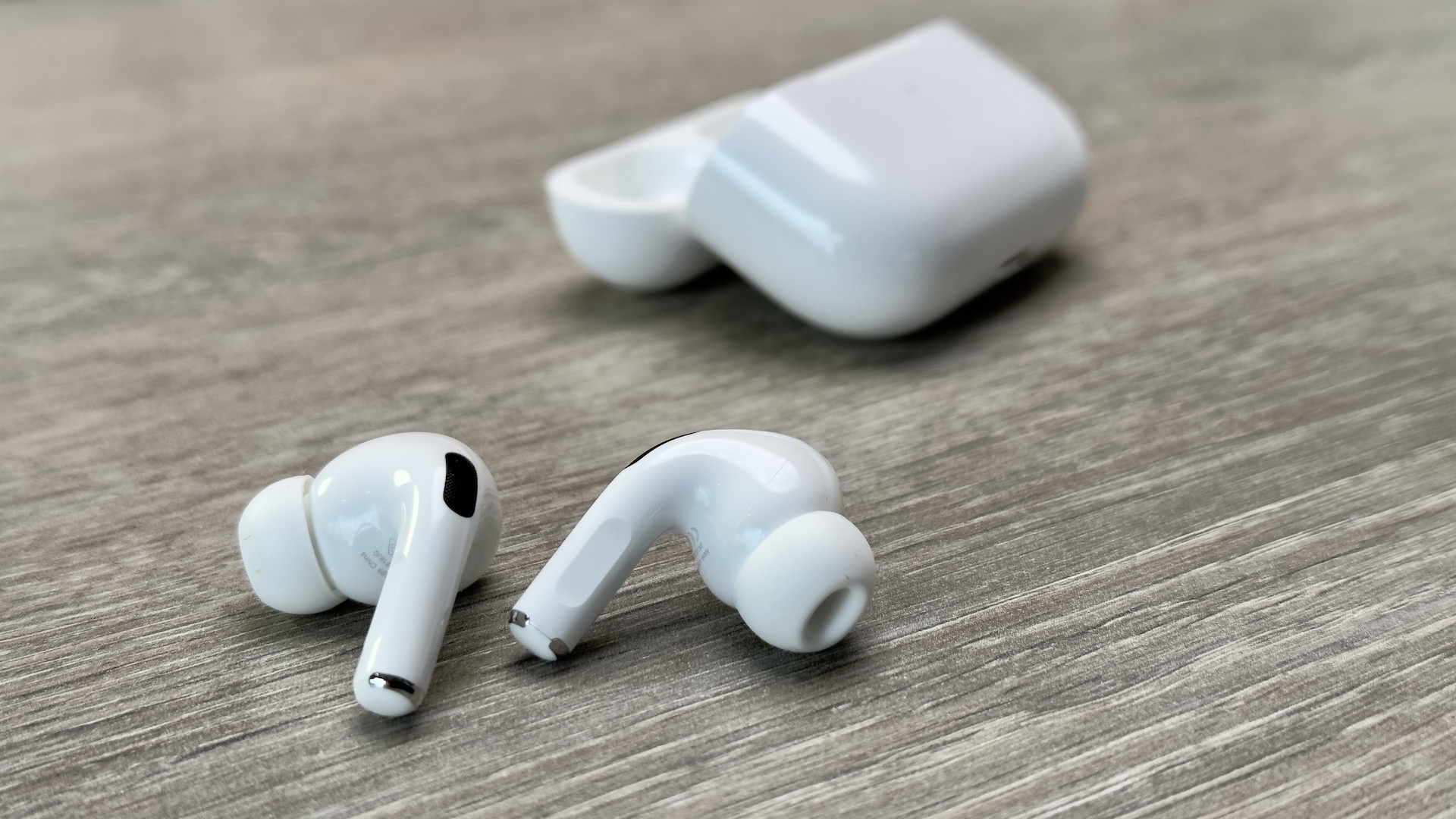 Apple AirPods Pro 2 - Best for iPhone