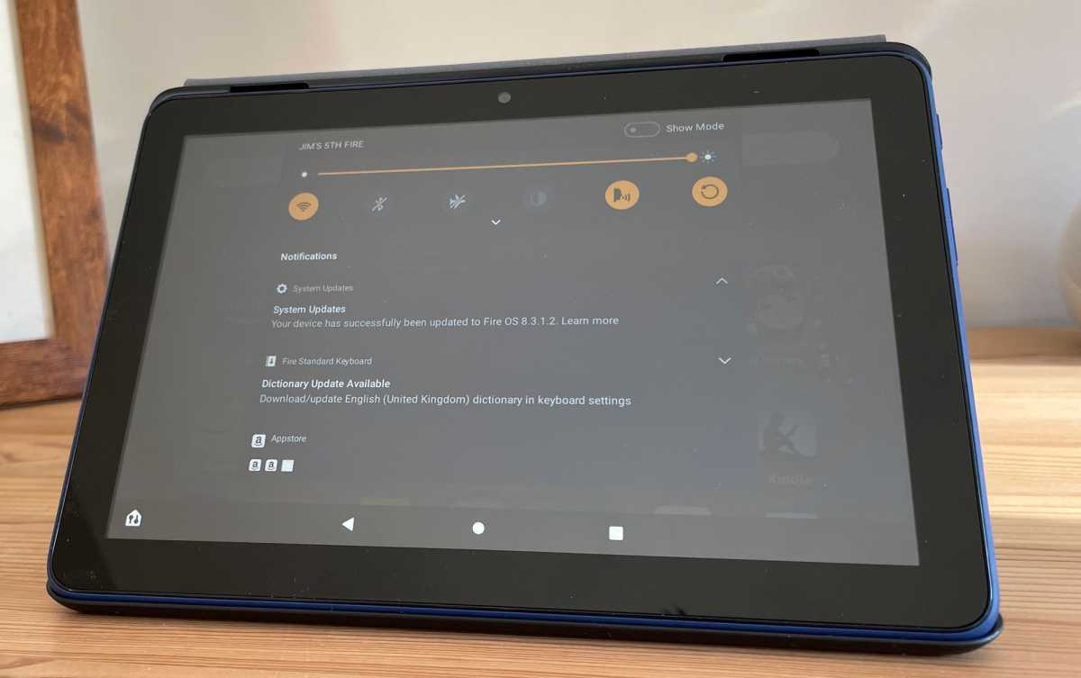 Amazon Fire HD 8 (2022) Notification shade