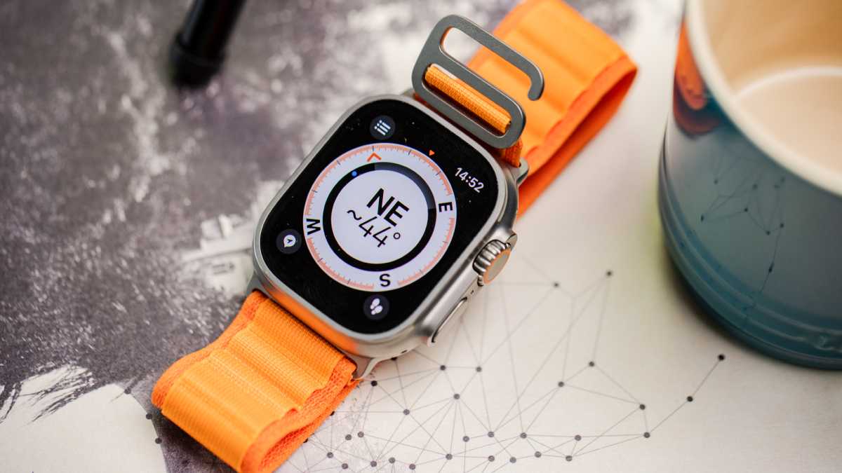 Apple Watch Ultra - compass