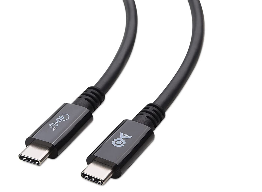 Cable Matters USB4 Thunderbolt 4 Cable (0.8m) – Best USB-C cable for speed