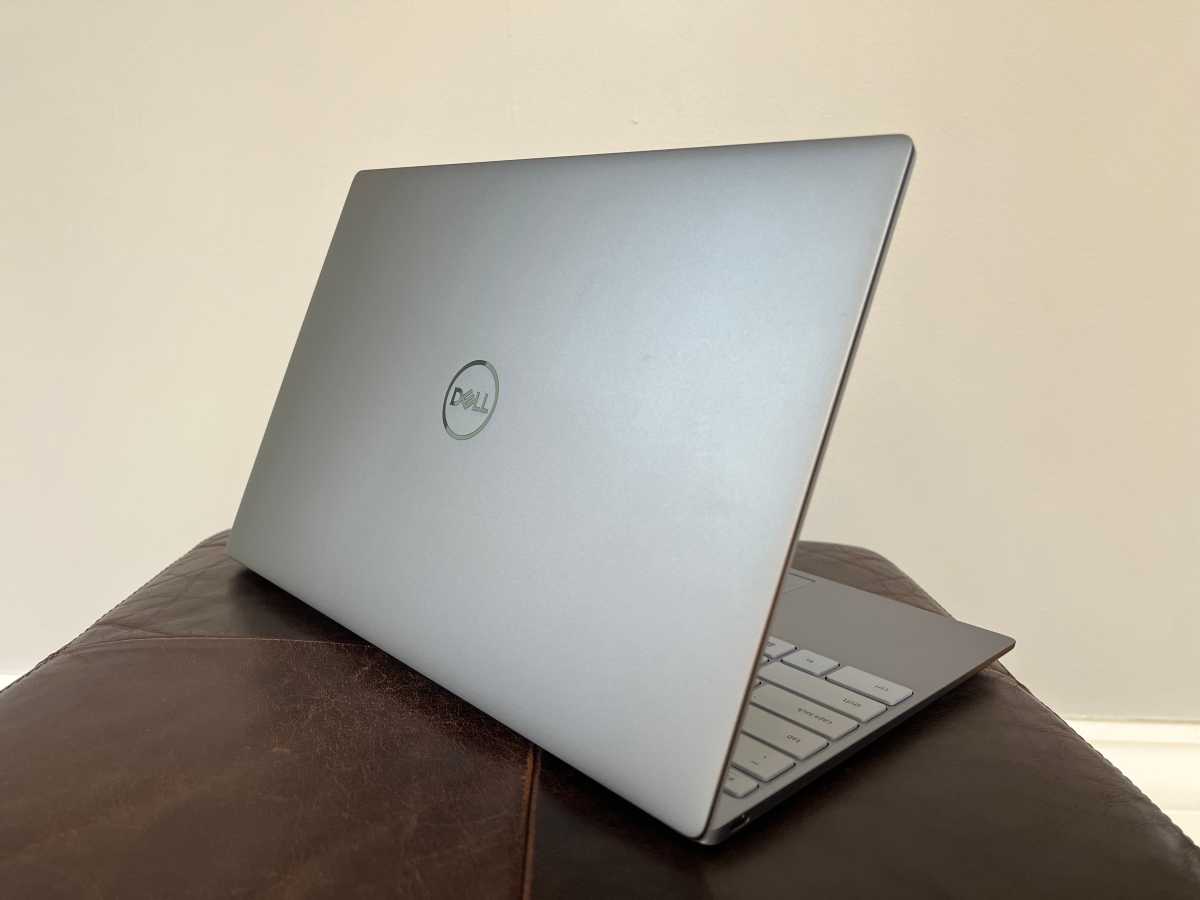 Dell XPS 13 (9315) review: A stunning laptop until you lift the lid |  PCWorld