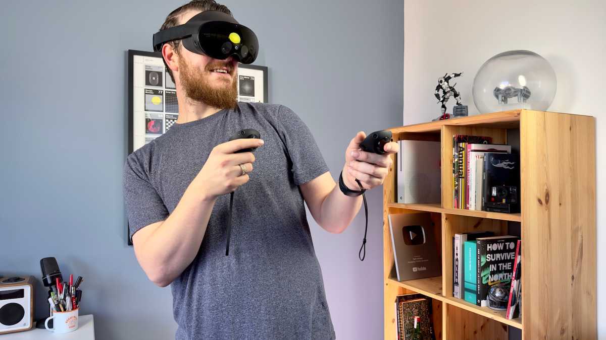 Meta Quest Pro review: Slick VR hardware meets sloppy software