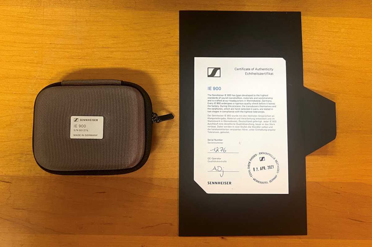 Sennheiser IE 900 case and certificate