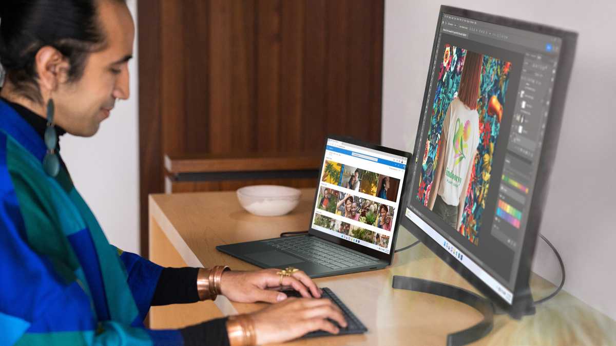 Surface Laptop 5 with external monitor