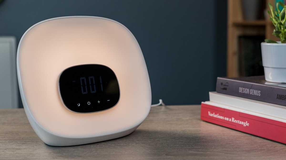 Groov-e Curve light alarm on a table