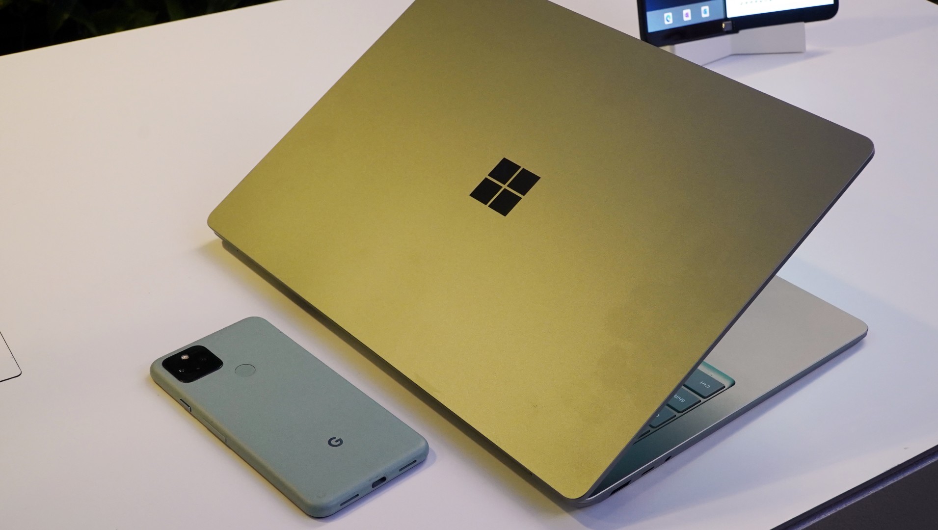 Surface Laptop 5 hands-on: AMD out, Thunderbolt in | PCWorld