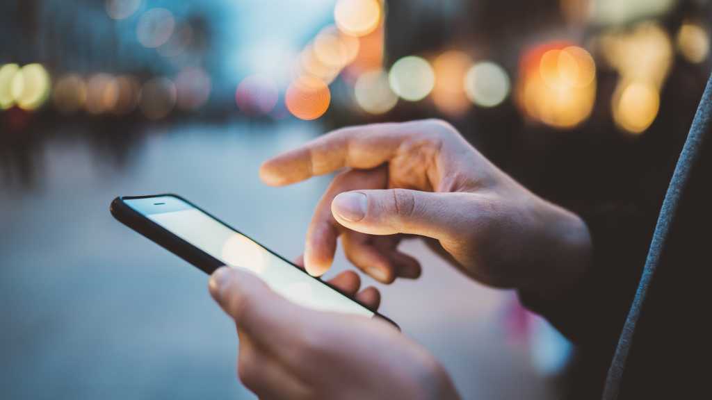 Image: Ihr Smartphone verhÃ¤lt sich merkwÃ¼rdig â was tun?