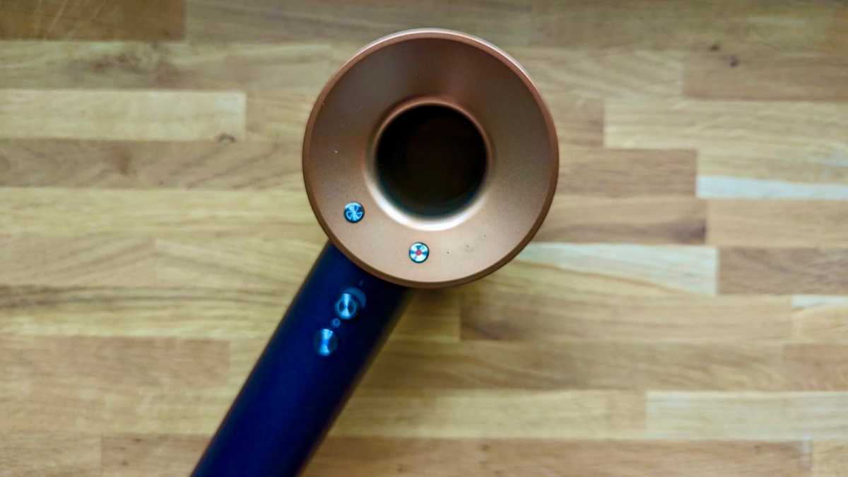 Dyson Supersonic mostrando botones