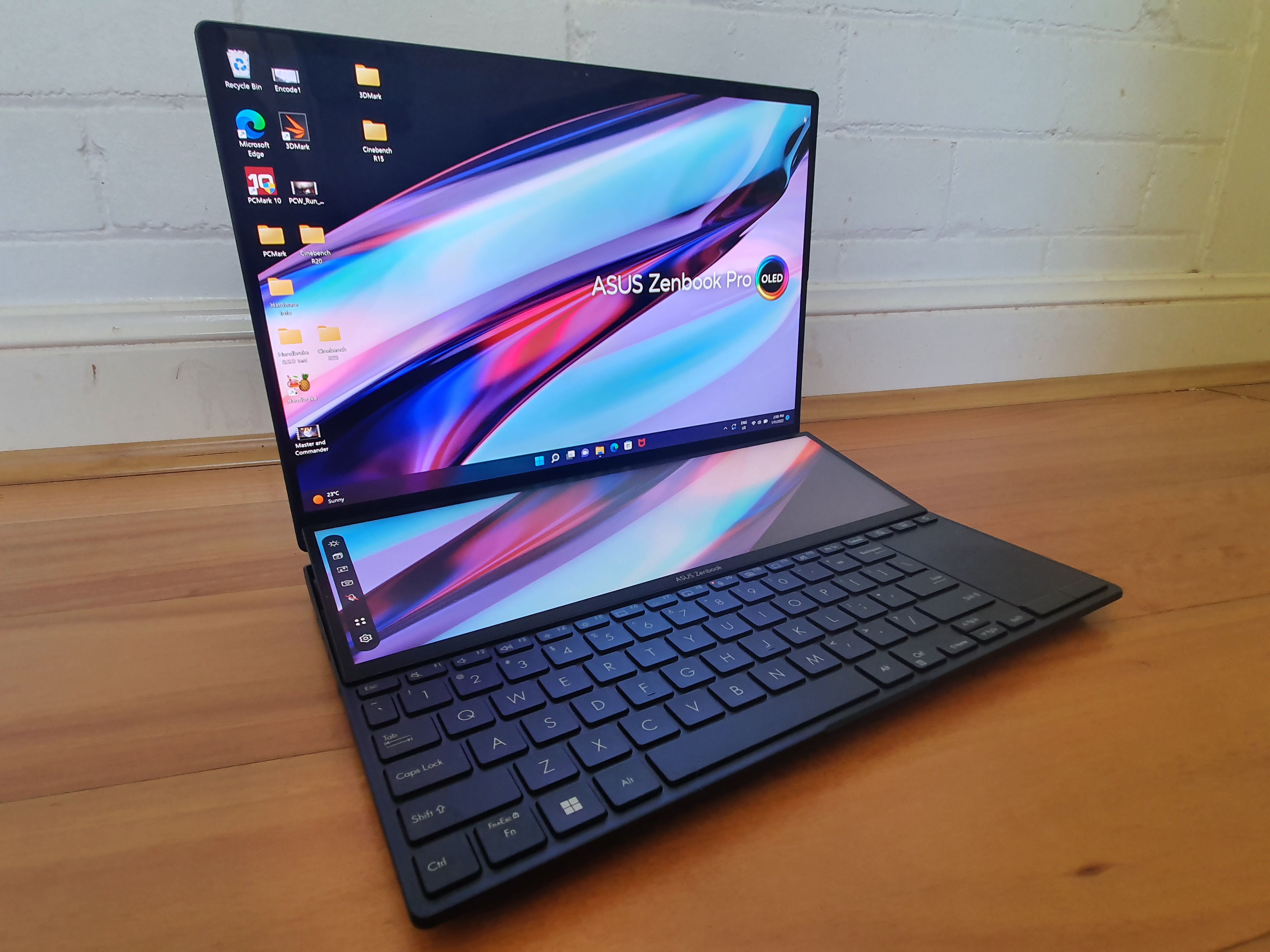 Asus Zenbook Pro 14 Duo OLED - the best dual screen