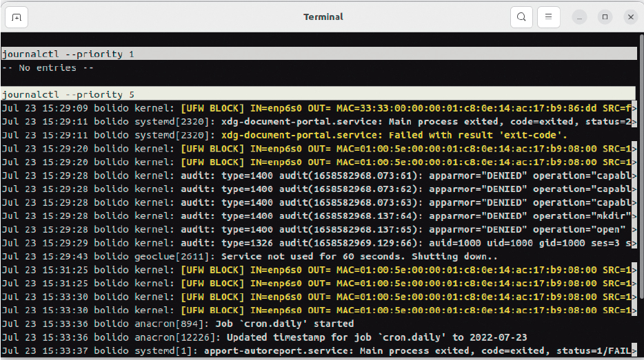 Journald-Protokolle: journalctl zeigt und filtert Information und Fehler, die Systemd beim Start von Diensten aufgezeichnet hat. Einer der zahlreichen Filter ist „priority“, der mit „0“ und „1“ nur noch ernste Probleme liefert.