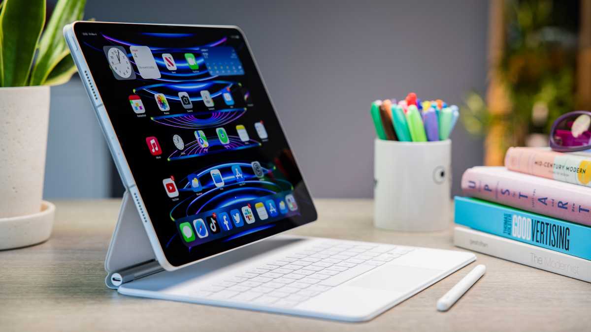 iPad Pro 12.9in (2022) Review: High Performance at a High Price - Tech  Advisor