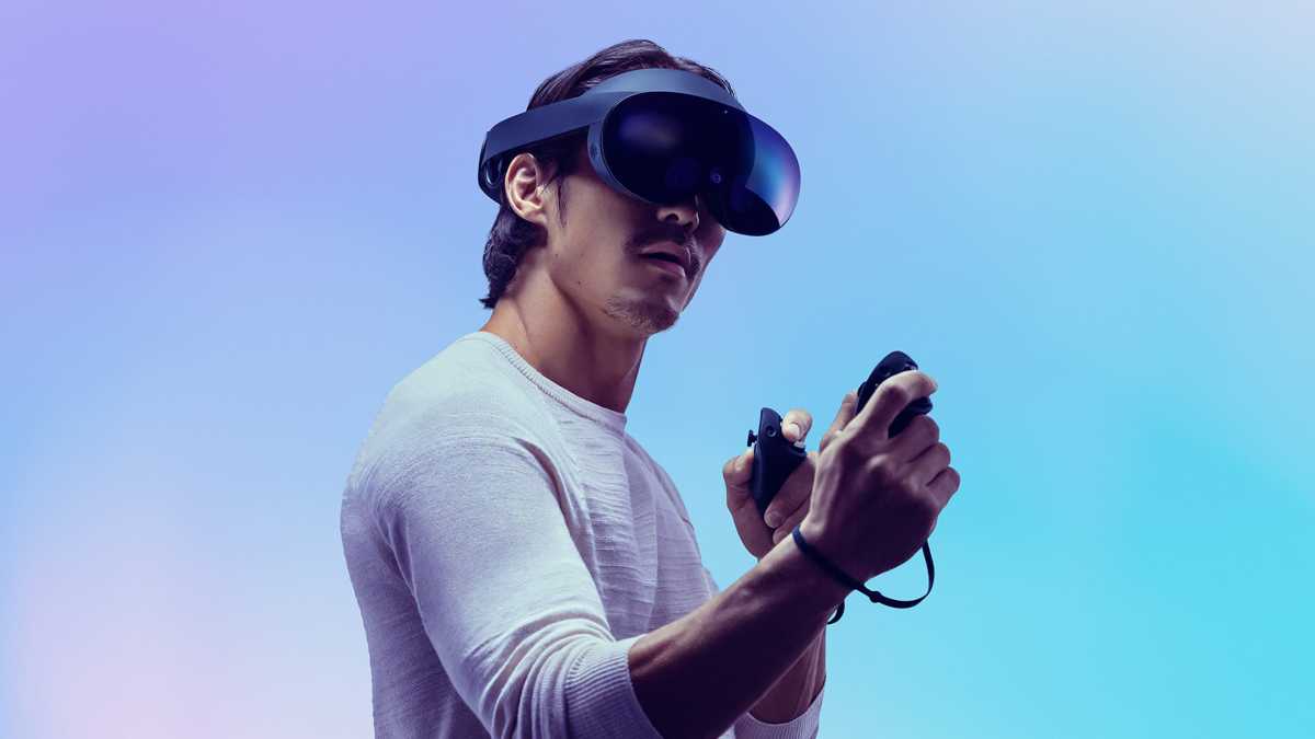 Die Quest Pro arbeitet mit Retina-Tracking, sprich sie überträgt etwa unsere Mimik recht authentisch. Meta möchte vor allem auch Emotionen in die virtuelle Welt übertragen. Was aktuell noch fehlt, ist gute Software.