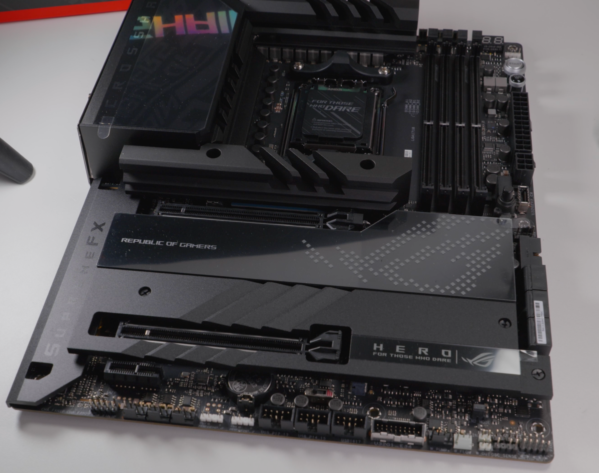 Asus ROG Crosshair X670E Hero - LanOC Reviews