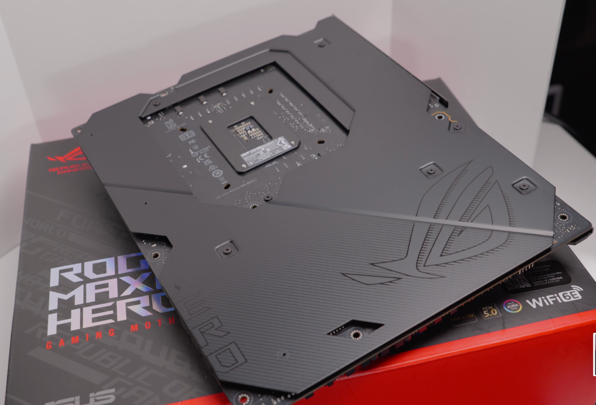 Asus ROG Maximus Z790 Dark Hero Motherboard Review: Dark Knight Rises for  14th Gen