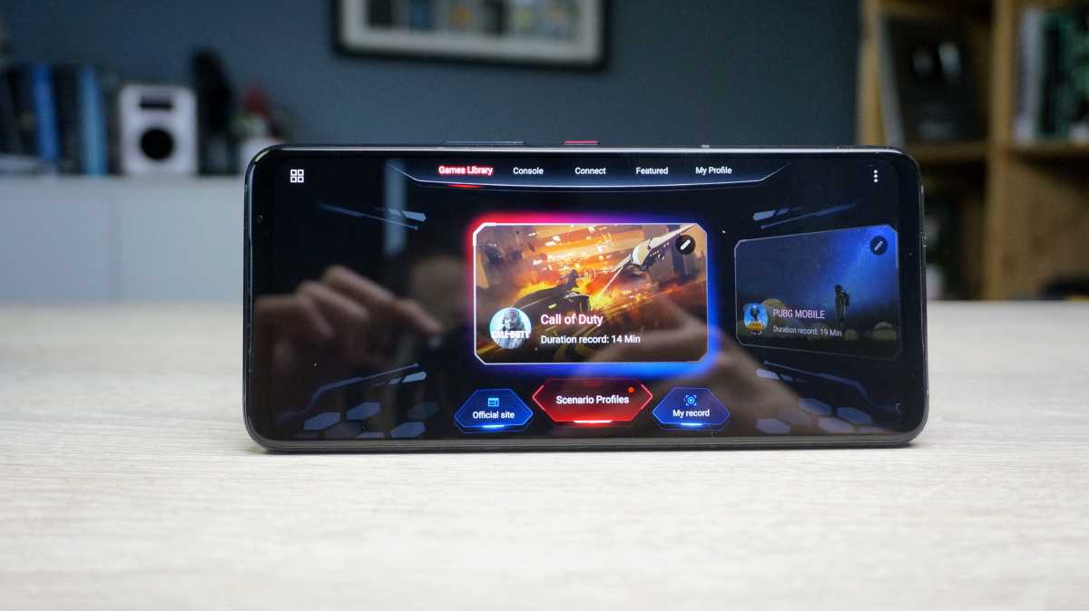 Asus ROG Phone 6 - Armoury Crate app