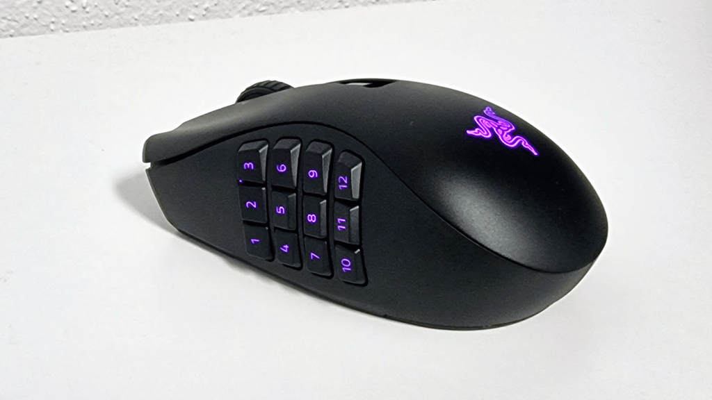 Image: Razer Naga Pro V2 im Test: Flexible Gaming-Maus meistert jedes Genre