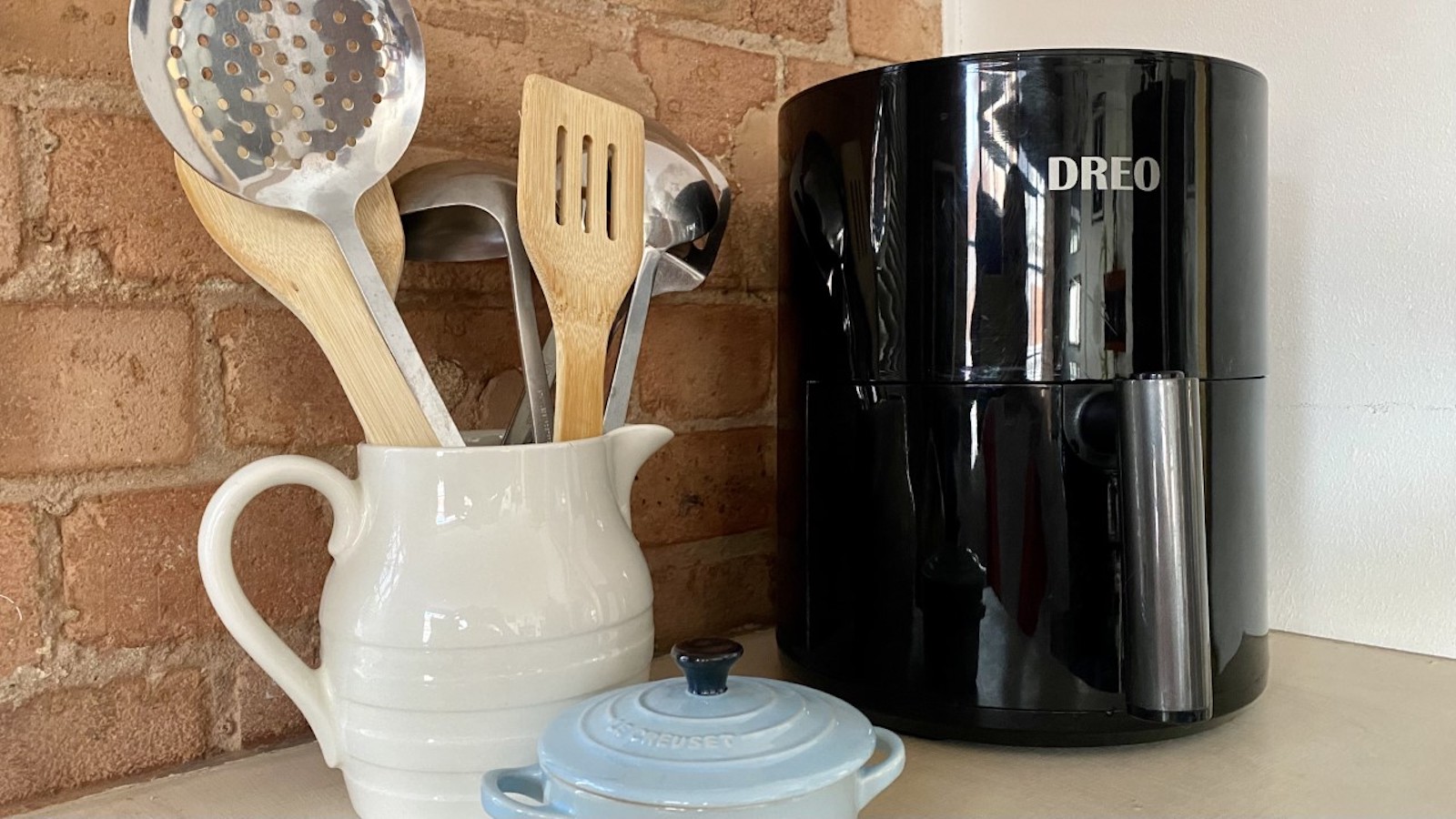 Dreo Air Fryer - Best compact air fryer