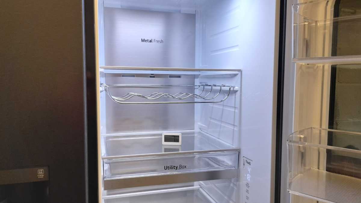 Inside the Instaview fridge