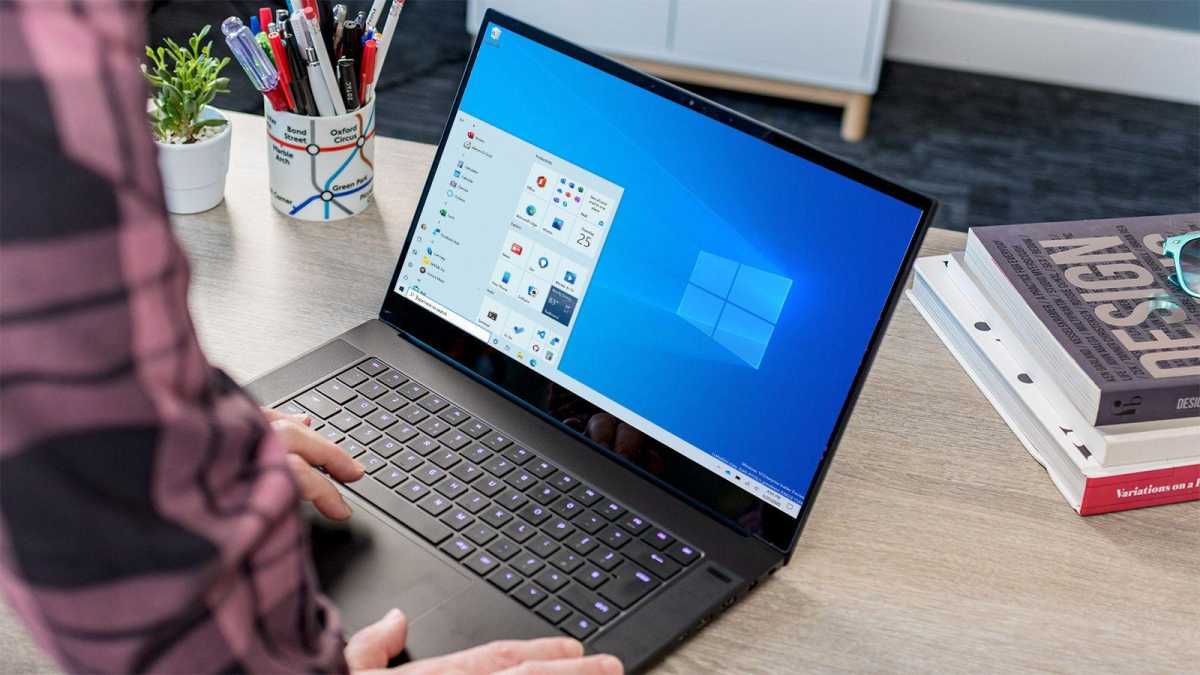 Windows 10 Start menu and desktop on a laptop