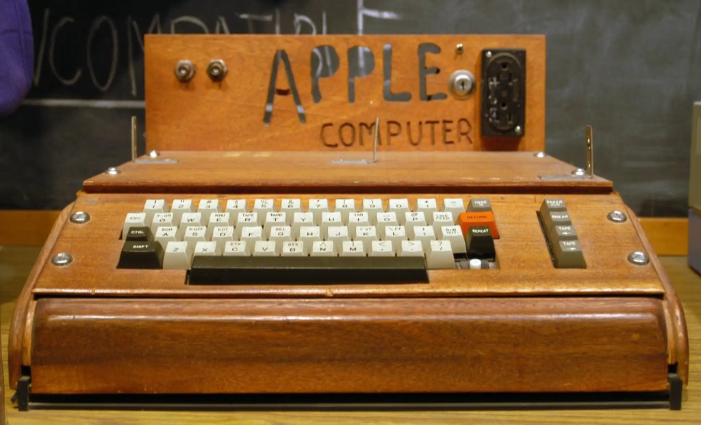 Image: Apple I fÃ¼r 442.000 US-Dollar verkauft â fast ein SchnÃ¤ppchen