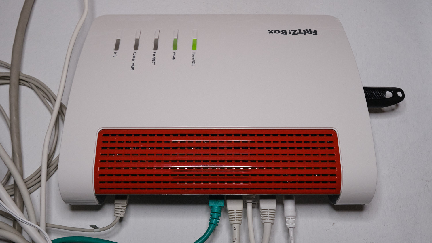 Fritzbox 7590 AX – High End WLAN-Router