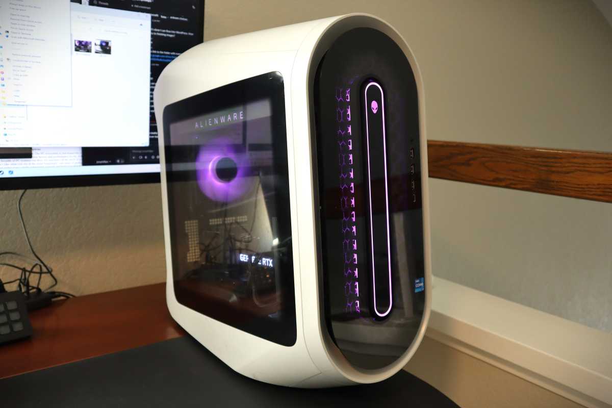 Alienware r13 gaming desktop on desk